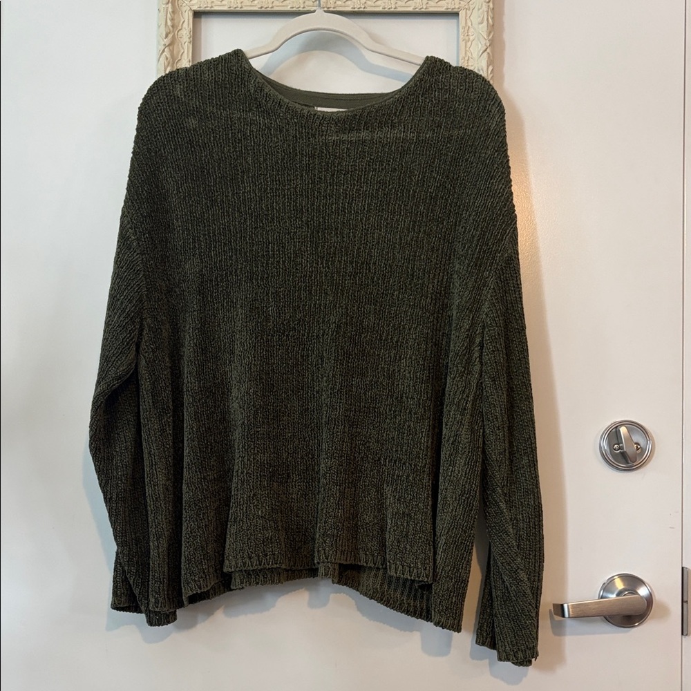 RELAIS | Olive Green Women's Knit Sweater - Picture 2 of 11